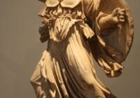 Women in Ancient Greece – Daily Life, Roles & Struggles
