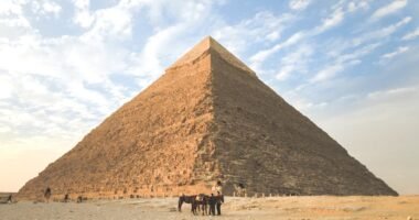 Pyramid of Khafre